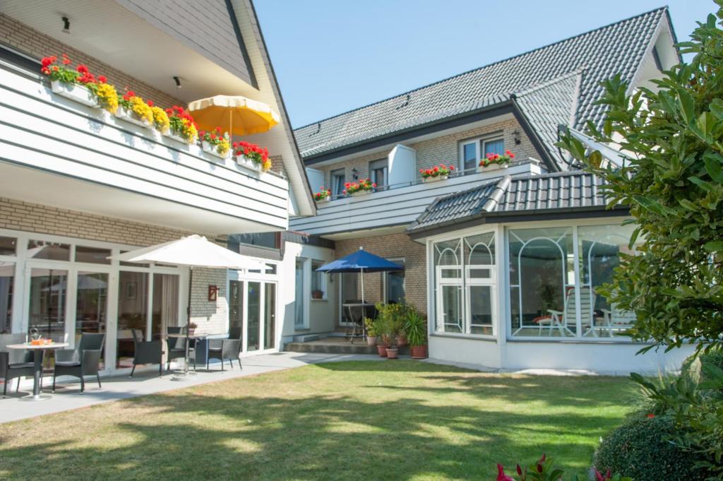 Hotel Pieper-Kersten Bad Laer Exteriör bild